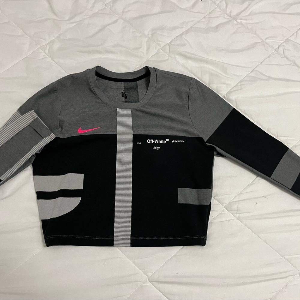 Off-White Matching Set. - Picture 4 of 6